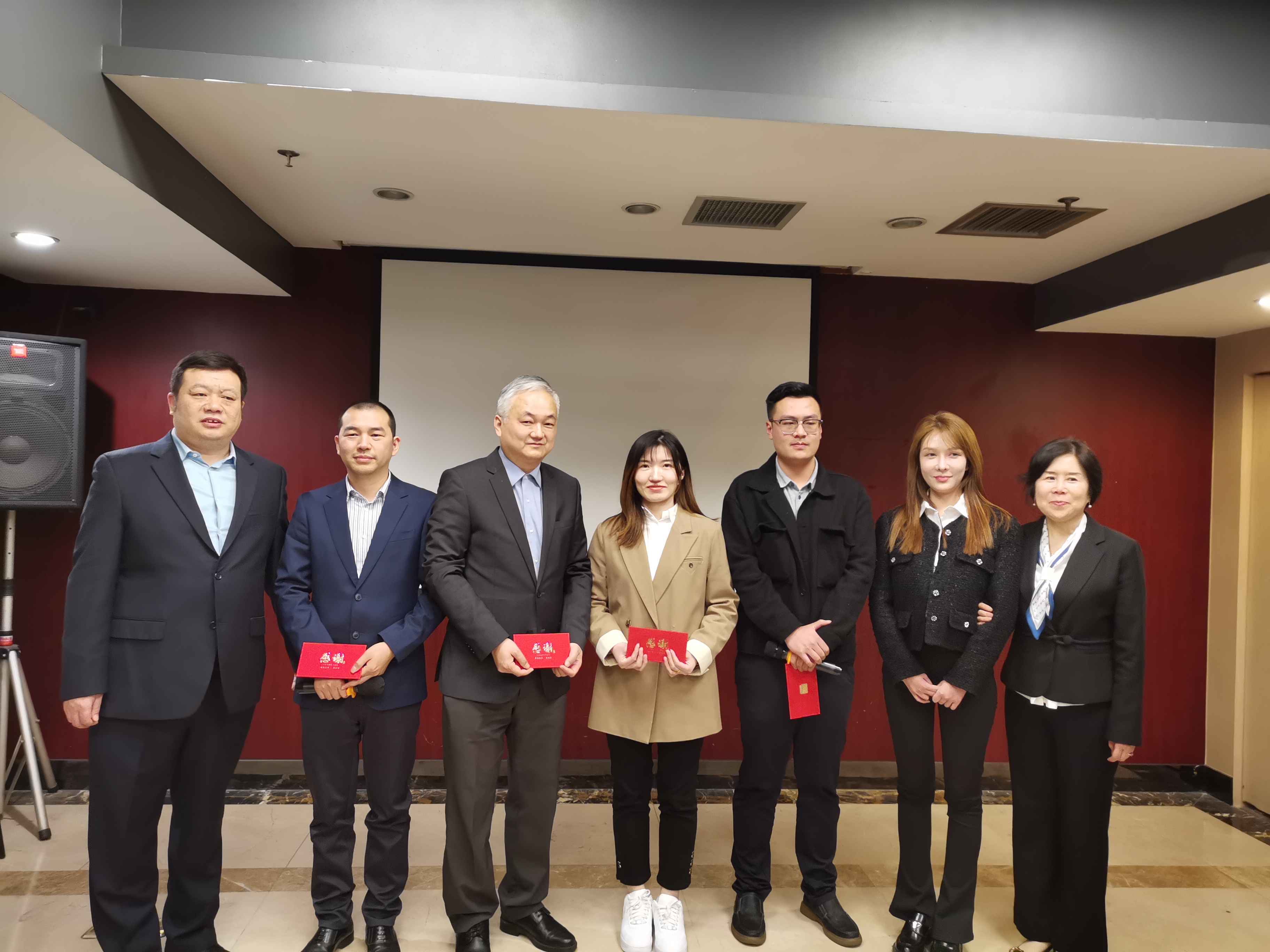 1677206694311360.jpg 1677206694311360.jpg